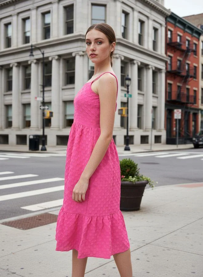 مرفوعة Women Fit and Flared Textured Square Neck Sleeveless Tiered Dress